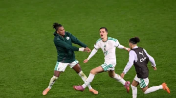 ضياع درع التحدي.. نجم الجزائر عادل بولبينة يخسر لقب السوبر القطري الإماراتي مع الدحيل